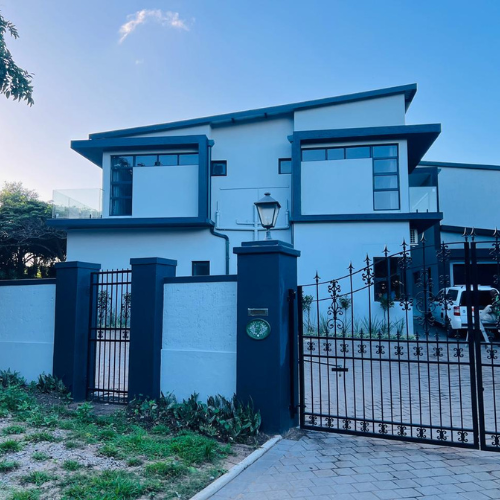 Zenz BnB main entrance and gate